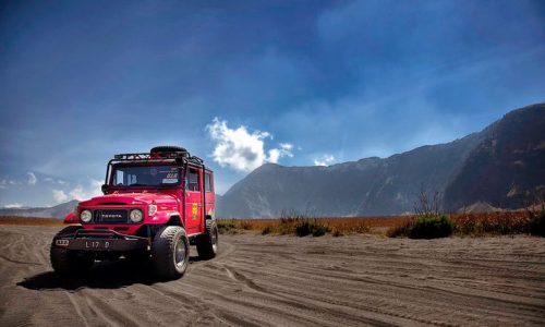 Sewa-Jeep-bromo-terbaru